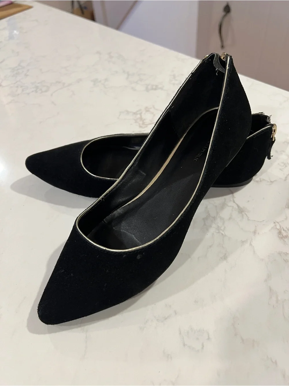 Banana Republic Black Pointed Toe Flats with Gold Trim, 7